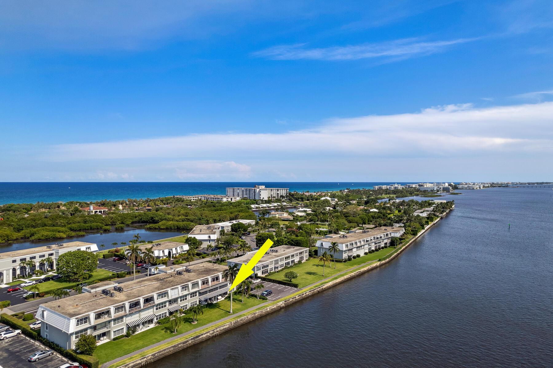 CHATEAU CHEVERNY IBIS ISL - Residential