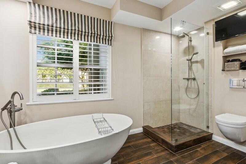 CHATEAU CHEVERNY IBIS ISL - Residential