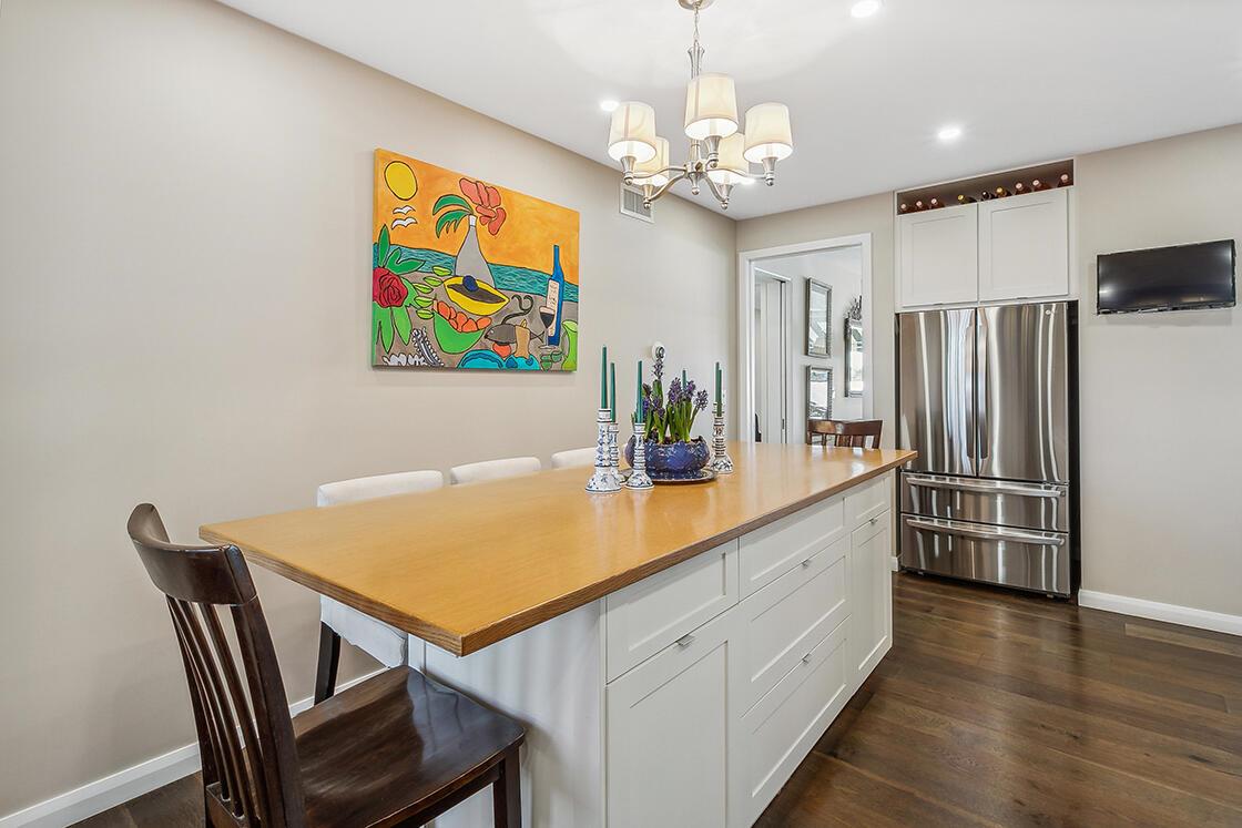 CHATEAU CHEVERNY IBIS ISL - Residential