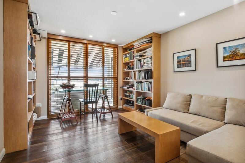 CHATEAU CHEVERNY IBIS ISL - Residential