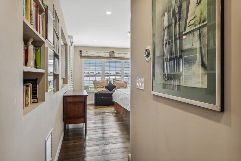 CHATEAU CHEVERNY IBIS ISL - Residential