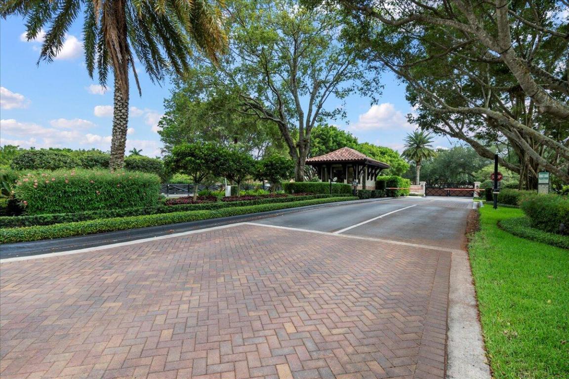 EQUESTRIAN CLUB ESTATES PL 2 - Residential