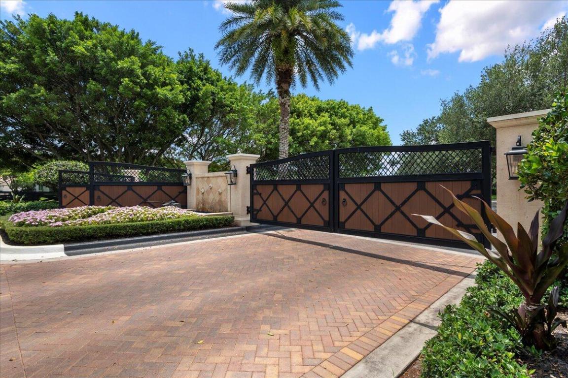 EQUESTRIAN CLUB ESTATES PL 2 - Residential