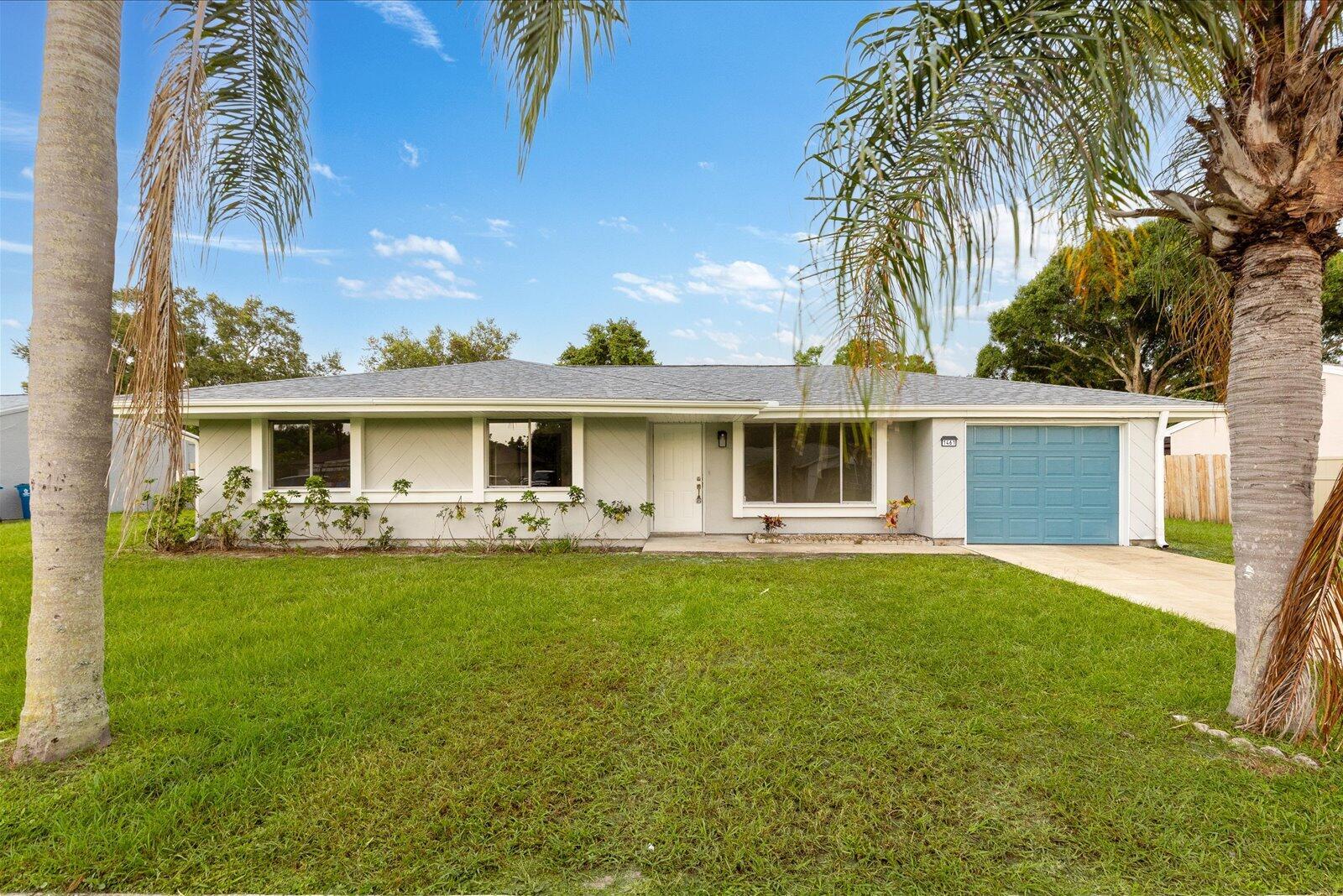 1461 Mariposa Drive NE