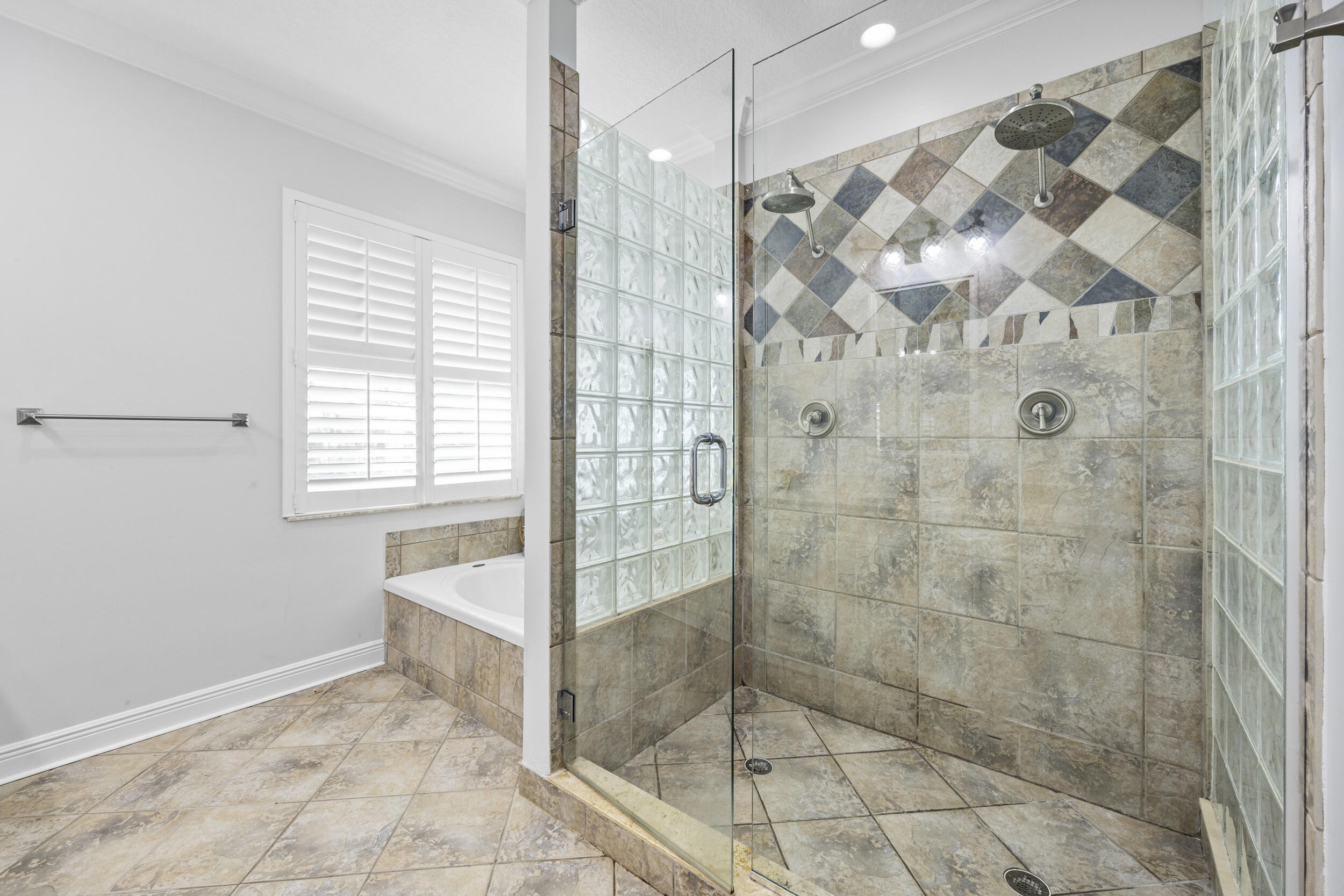 SE LANDING PLACE - Residential