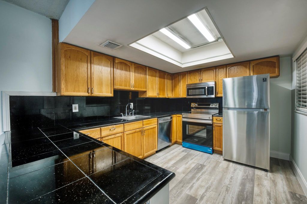 Photo of 714 SE 19th Avenue #2, Deerfield Beach, FL 33441 (MLS # F10484729)