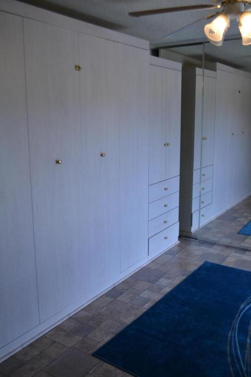 HERITAGE VILLAGE OF P B LAKES - Residential Lease