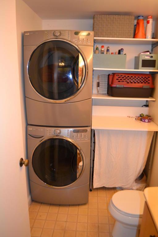 HERITAGE VILLAGE OF P B LAKES - Residential Lease