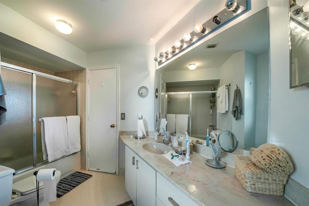 BOCA RIDGE GLEN - Residential