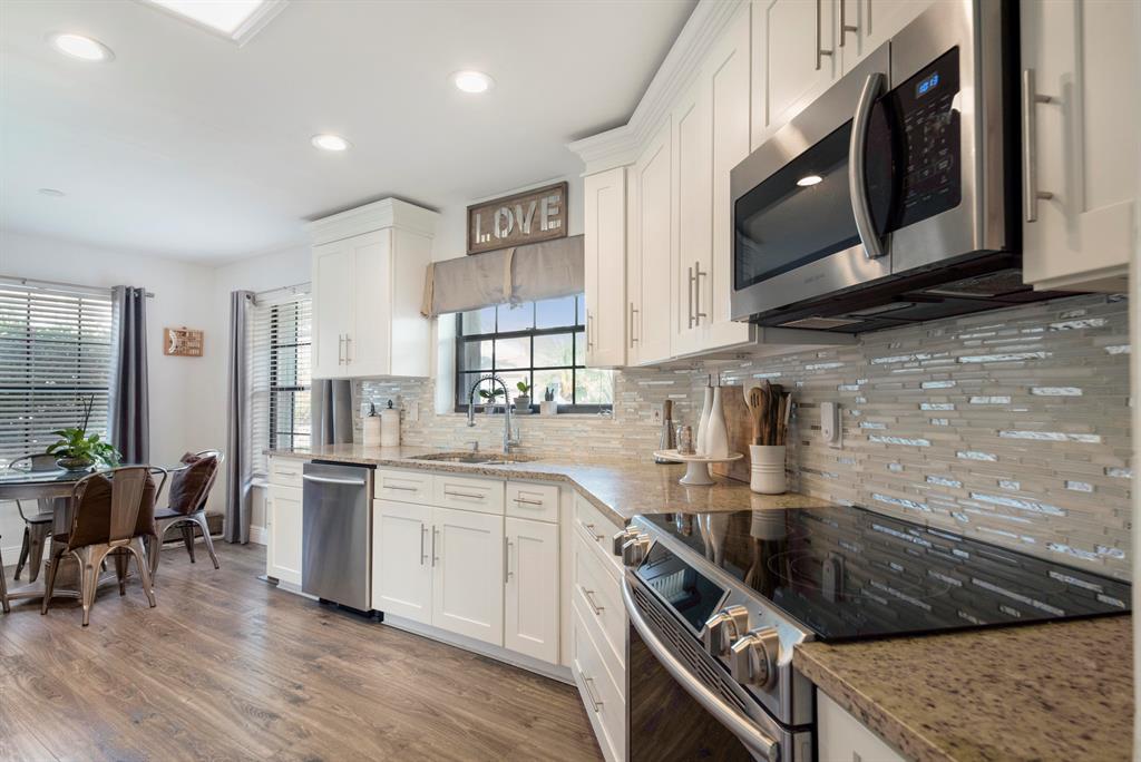 BOCA RIDGE GLEN - Residential