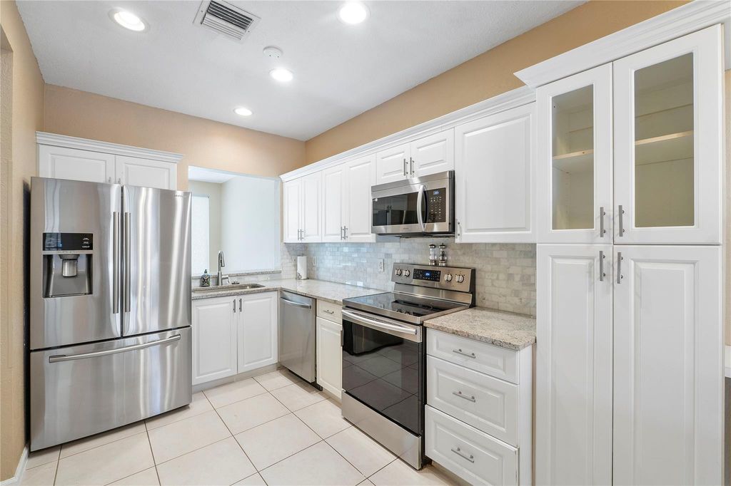 Photo of 20951 Via Oleander #B, Boca Raton, FL 33428 (MLS # F10508018)