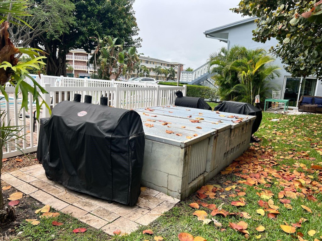 CANADIAN OCEAN BREEZE CONDO - Residential