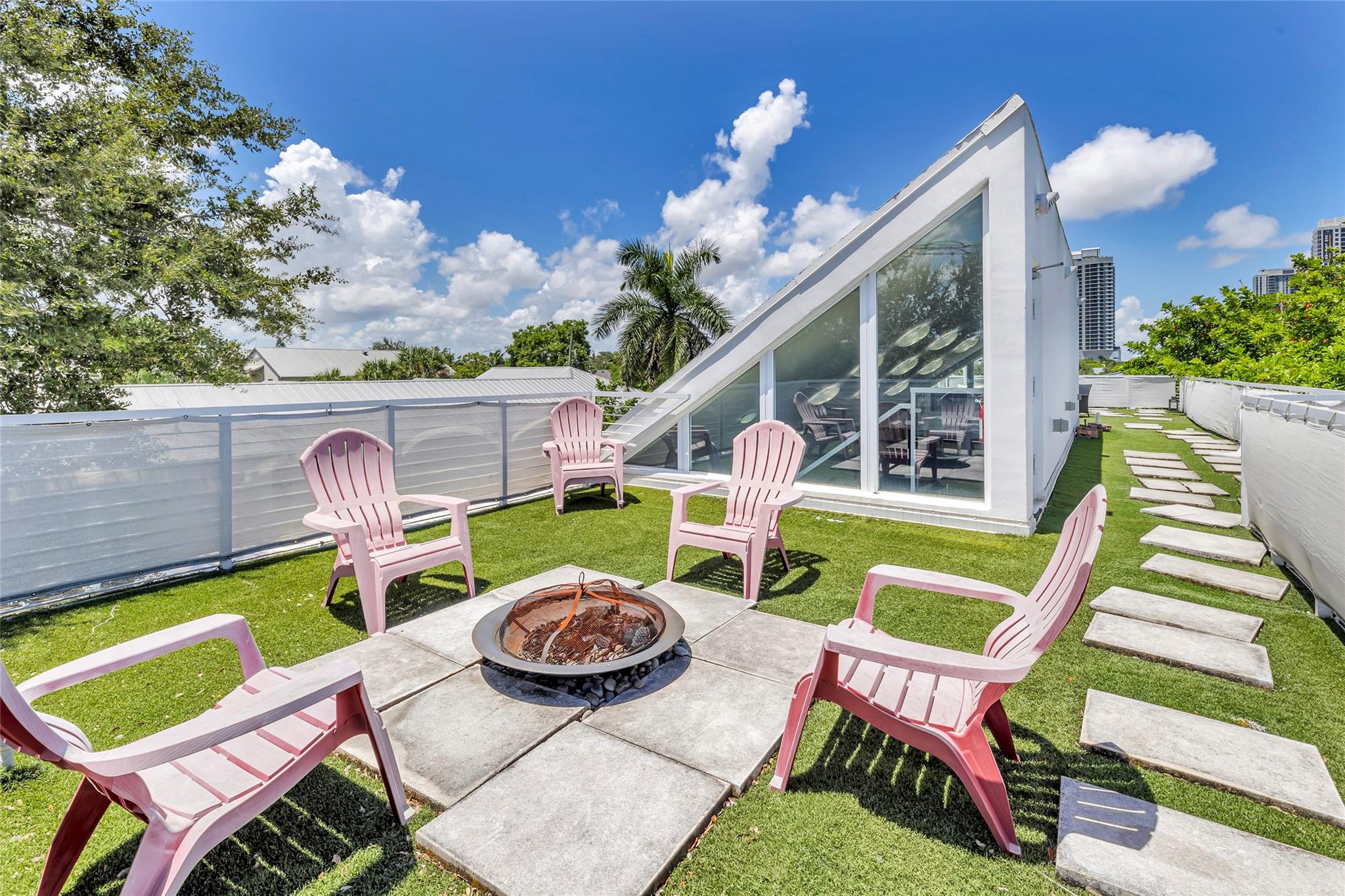 FT LAUDERDALE LAND & DEV - Residential