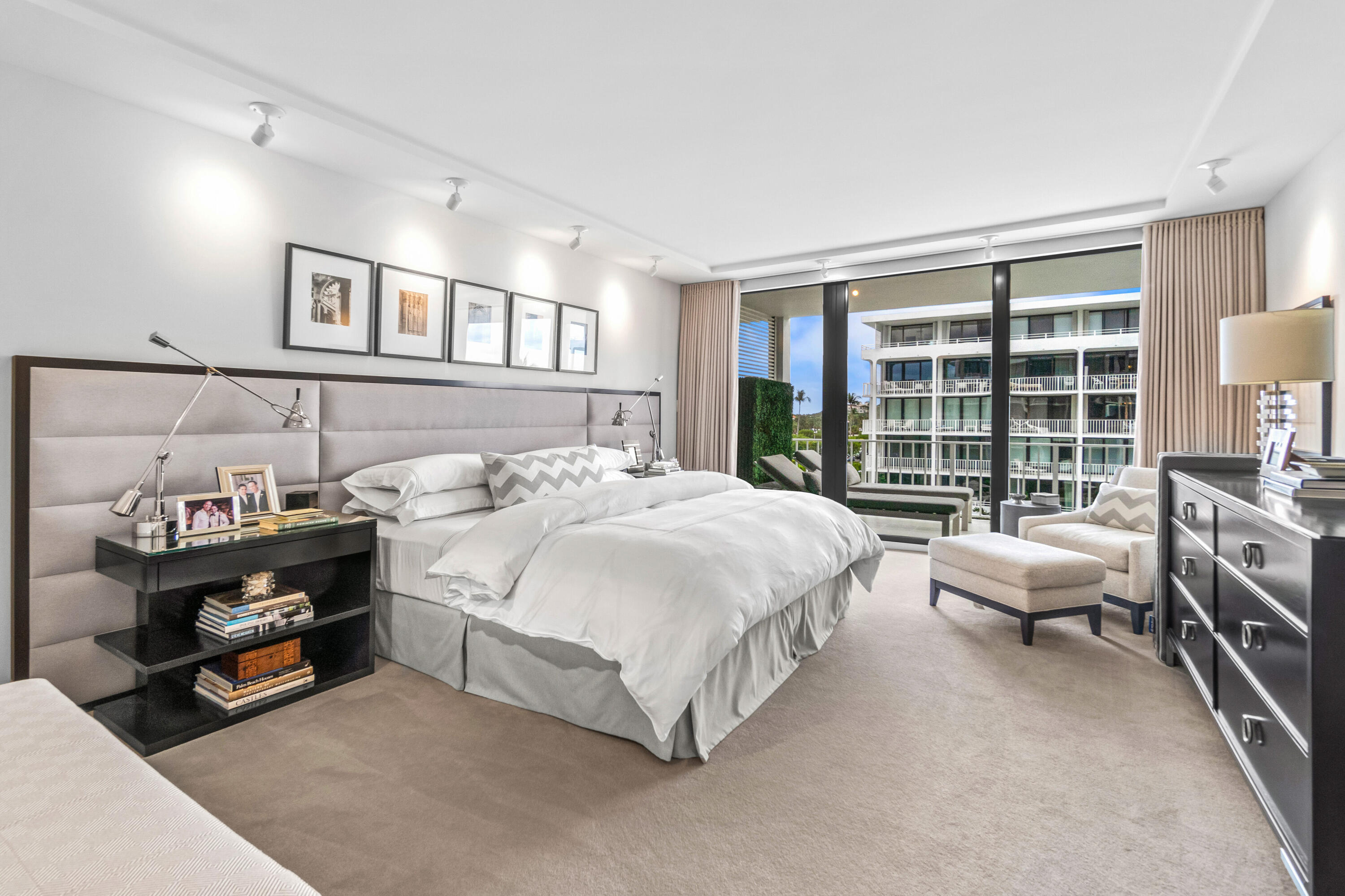 COVE CONDO - Residential