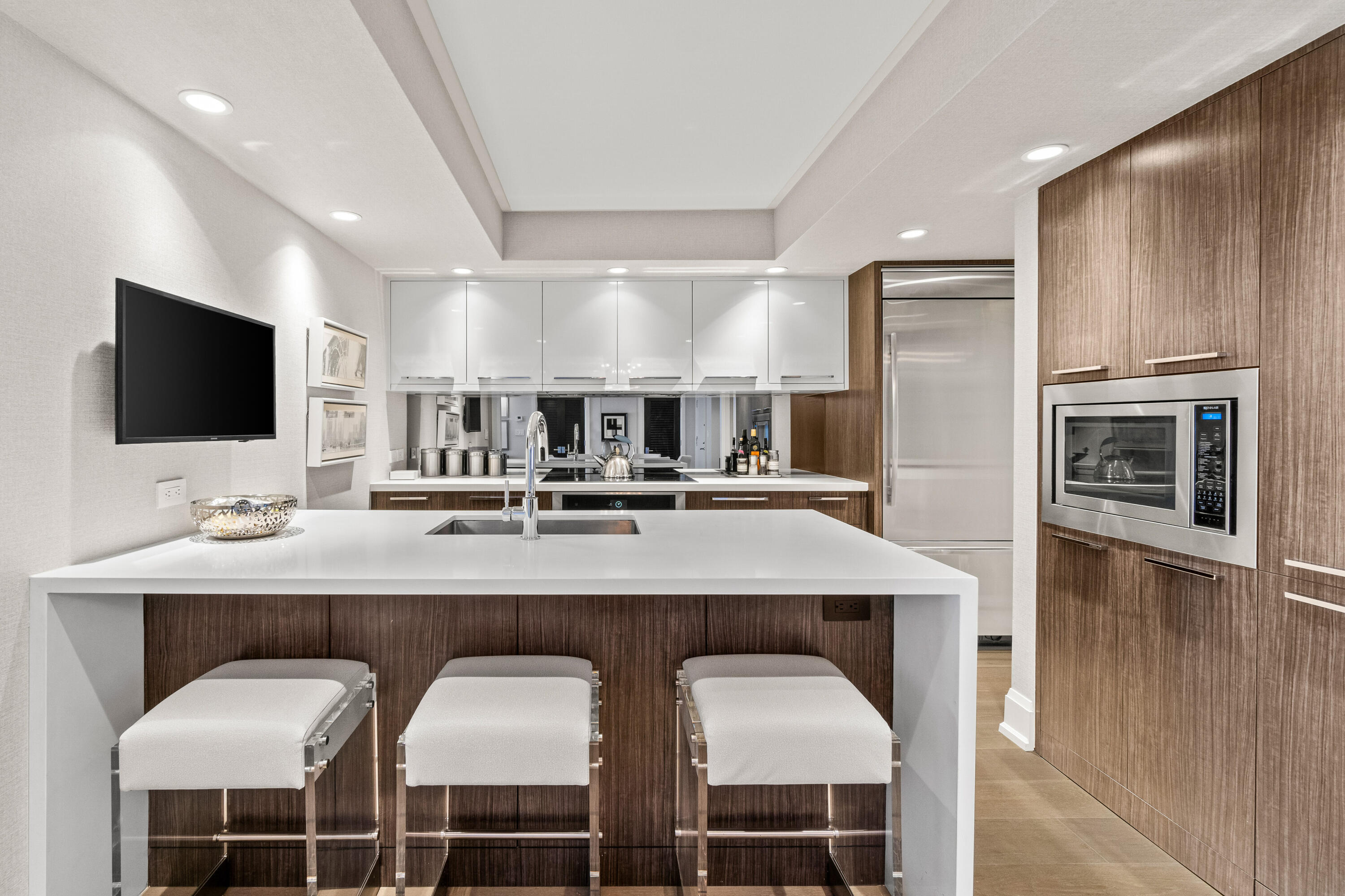 COVE CONDO - Residential