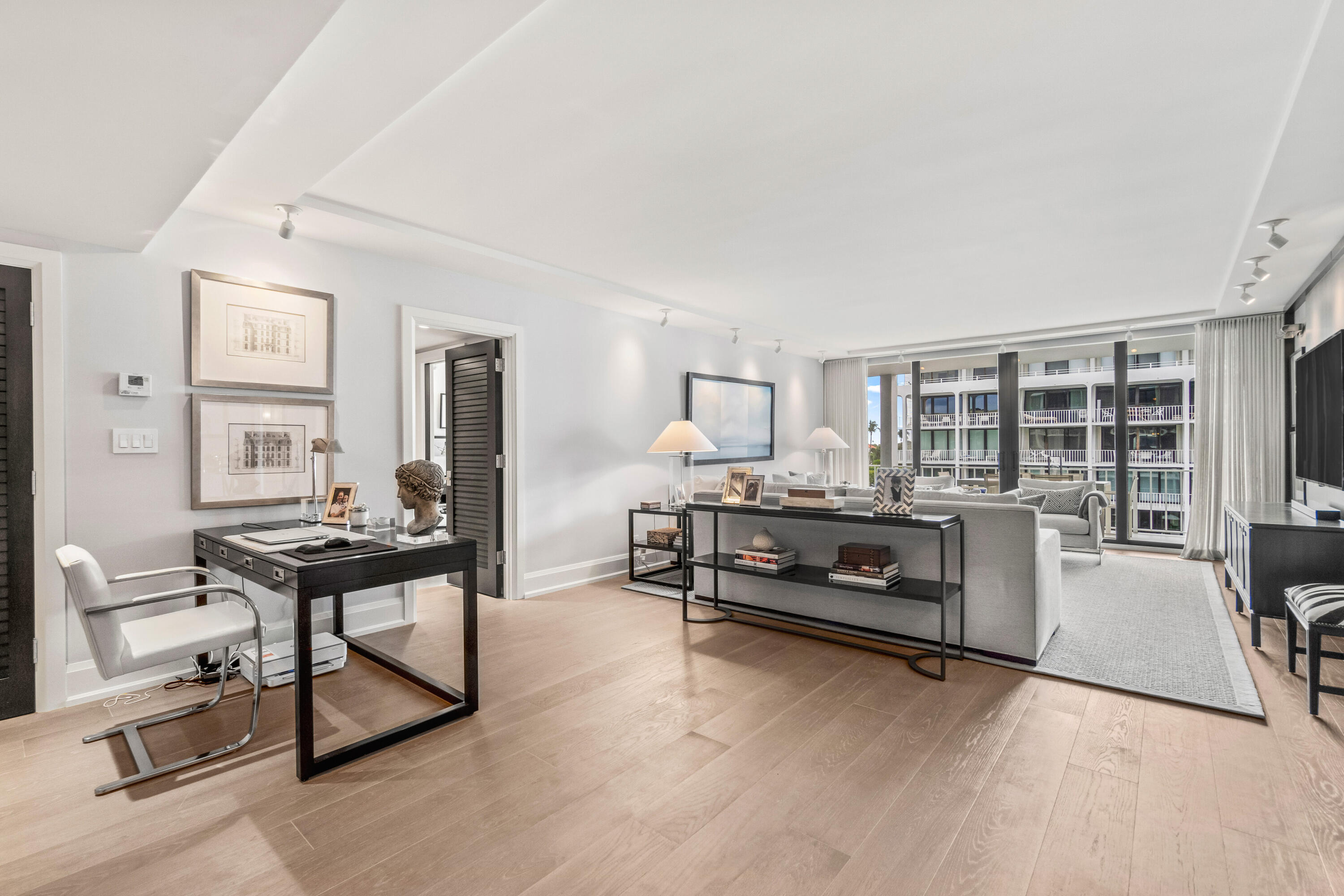 COVE CONDO - Residential