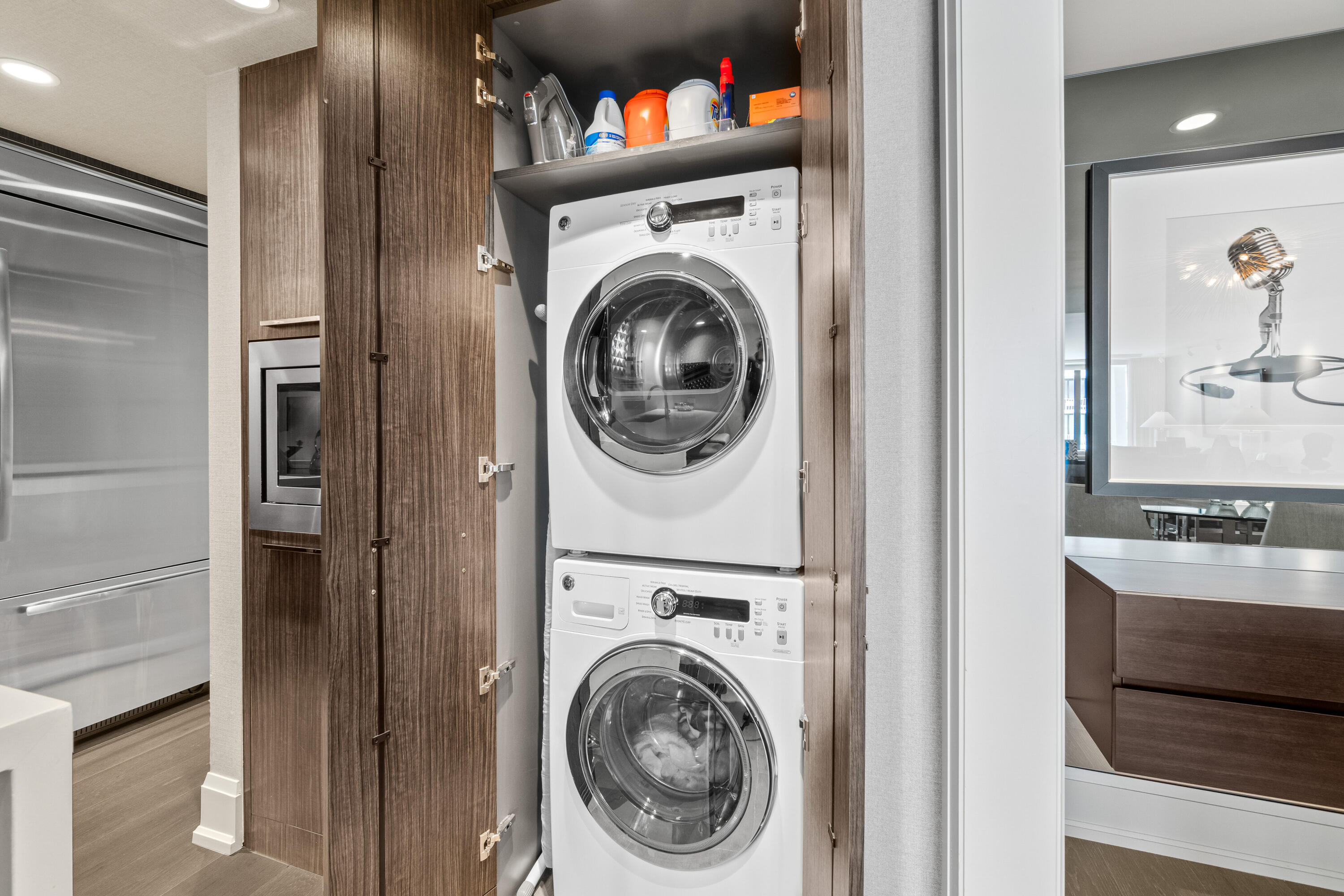 COVE CONDO - Residential