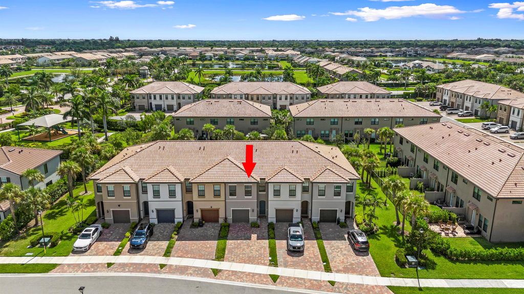 Photo of 4828 Chantilly Road, Lake Worth, FL 33467 (MLS # R11116145)