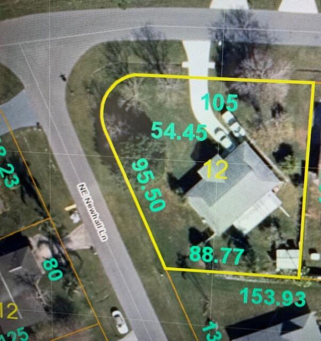 Photo of 202 NE Greenbrier Avenue, Port Saint Lucie, FL 34983 (MLS # R10777397)