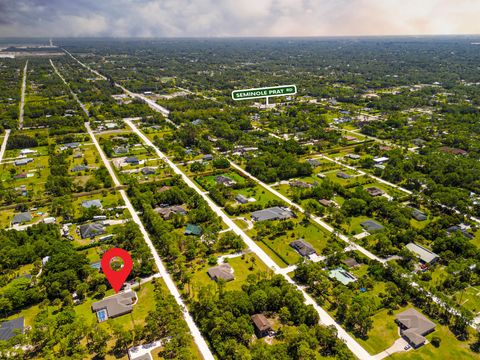 A home in Loxahatchee