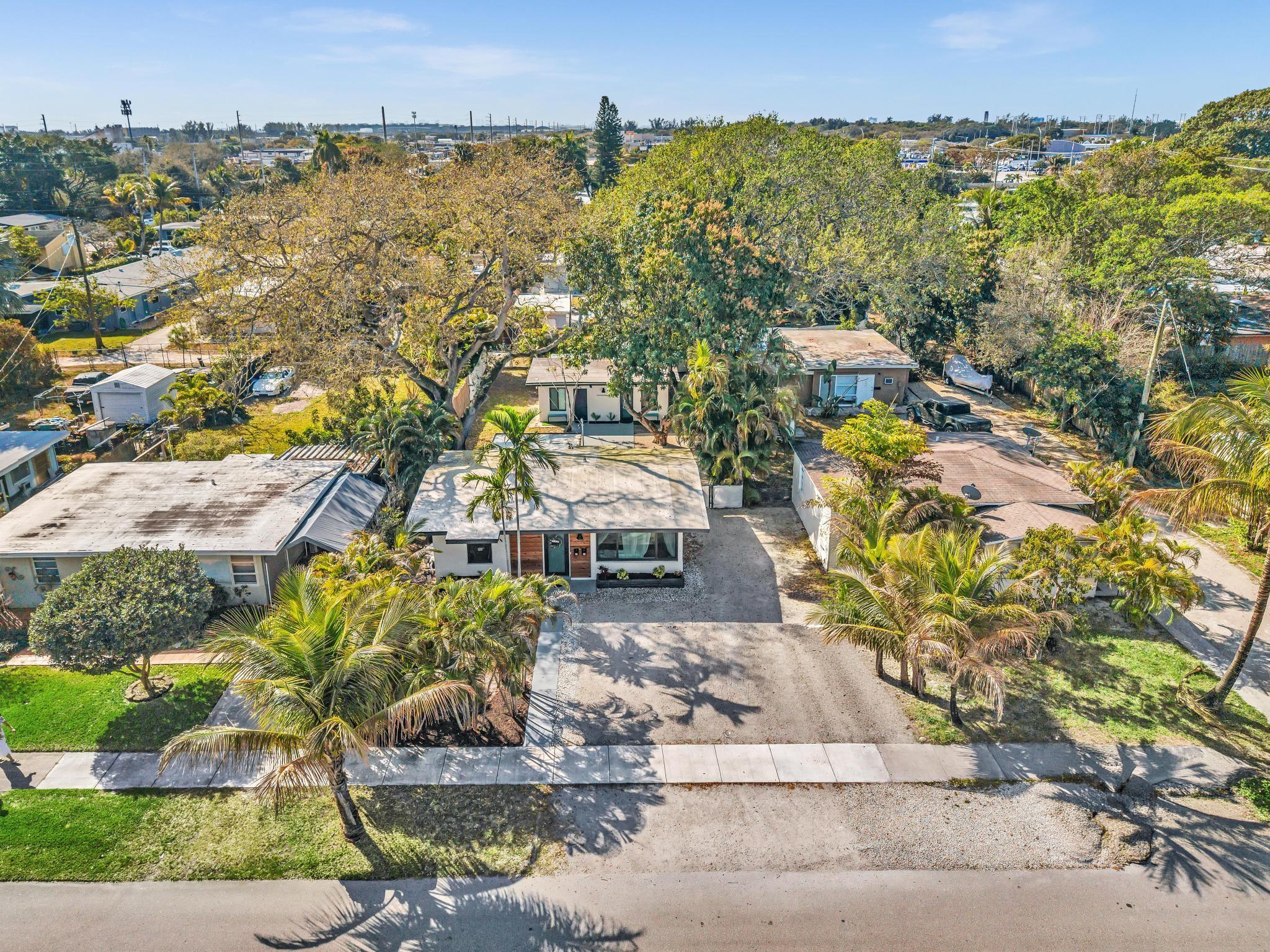 LAUDERDALE - Residential