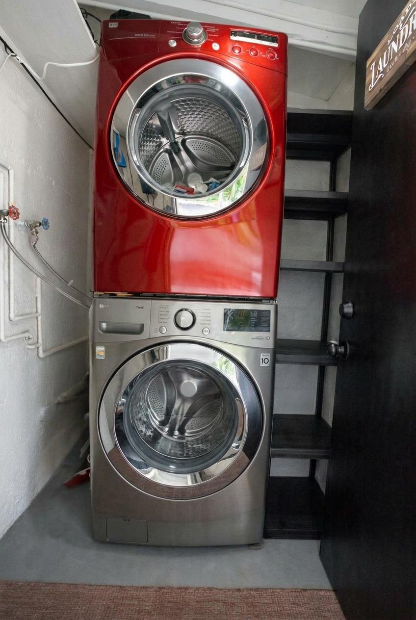 LAUDERDALE - Residential