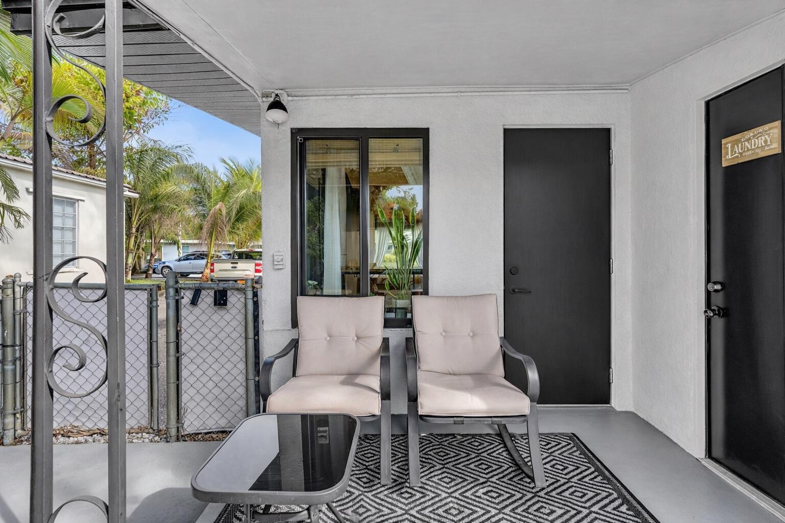 LAUDERDALE - Residential