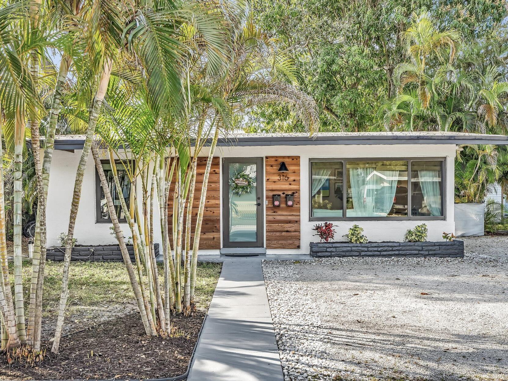 LAUDERDALE - Residential