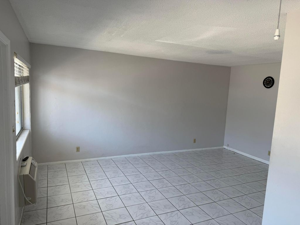 Photo of 1812 E Oakland Park Boulevard #33, Oakland Park, FL 33306 (MLS # F10555659)