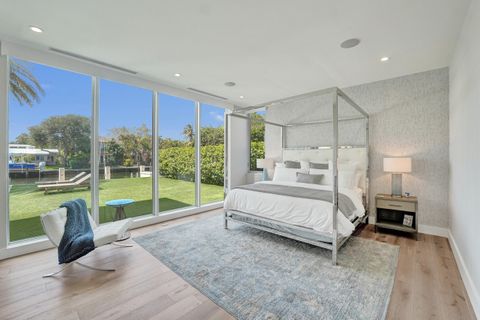 Tiny photo for 2718 NE 17th Street, Fort Lauderdale, FL 33305 (MLS # B26045239)