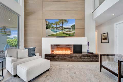 Tiny photo for 2718 NE 17th Street, Fort Lauderdale, FL 33305 (MLS # B26045239)
