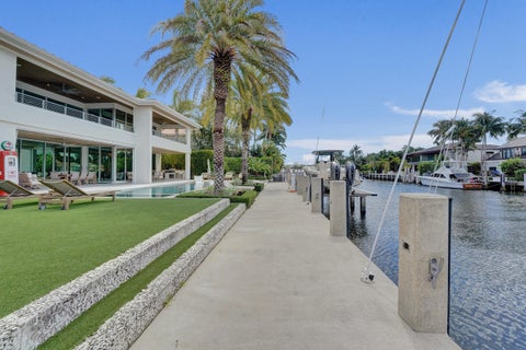 Tiny photo for 2718 NE 17th Street, Fort Lauderdale, FL 33305 (MLS # B26045239)
