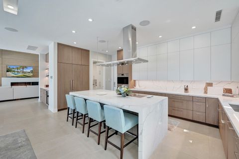 Tiny photo for 2718 NE 17th Street, Fort Lauderdale, FL 33305 (MLS # B26045239)
