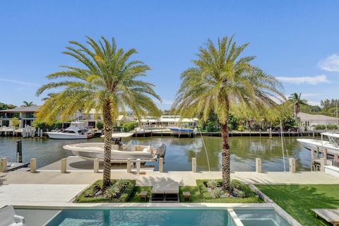 Tiny photo for 2718 NE 17th Street, Fort Lauderdale, FL 33305 (MLS # B26045239)