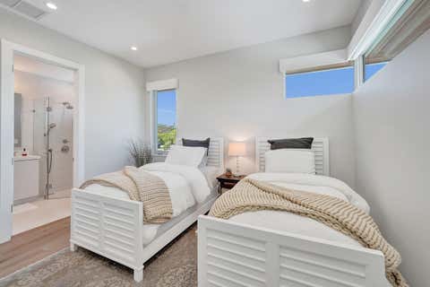 Tiny photo for 2718 NE 17th Street, Fort Lauderdale, FL 33305 (MLS # B26045239)