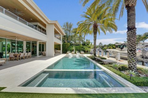Tiny photo for 2718 NE 17th Street, Fort Lauderdale, FL 33305 (MLS # B26045239)