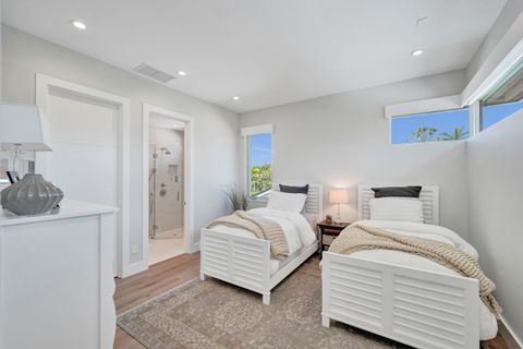 Tiny photo for 2718 NE 17th Street, Fort Lauderdale, FL 33305 (MLS # B26045239)