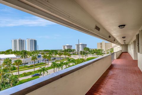 A home in North Palm Beach