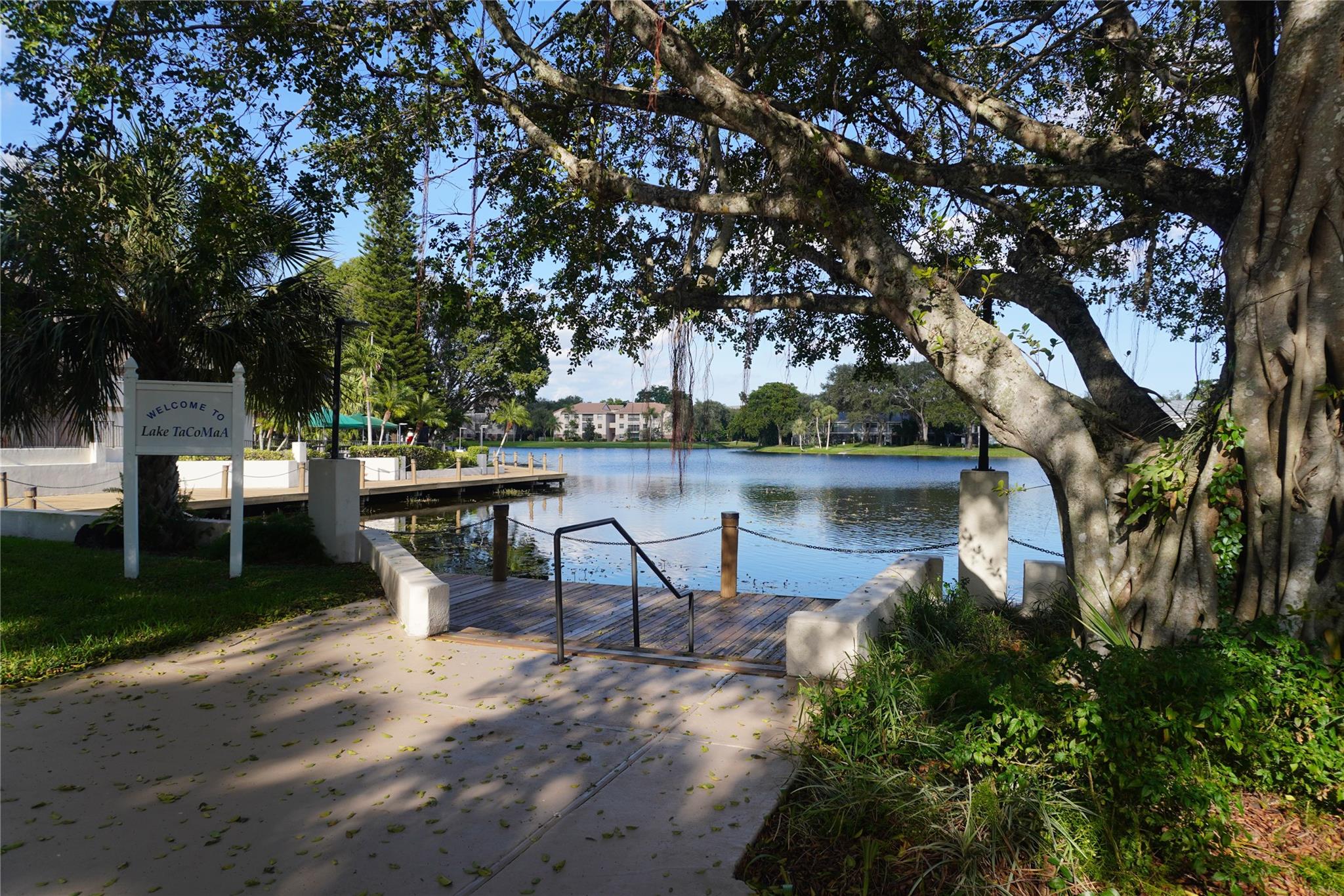 APPLEWOOD VILLAGE II - Residential