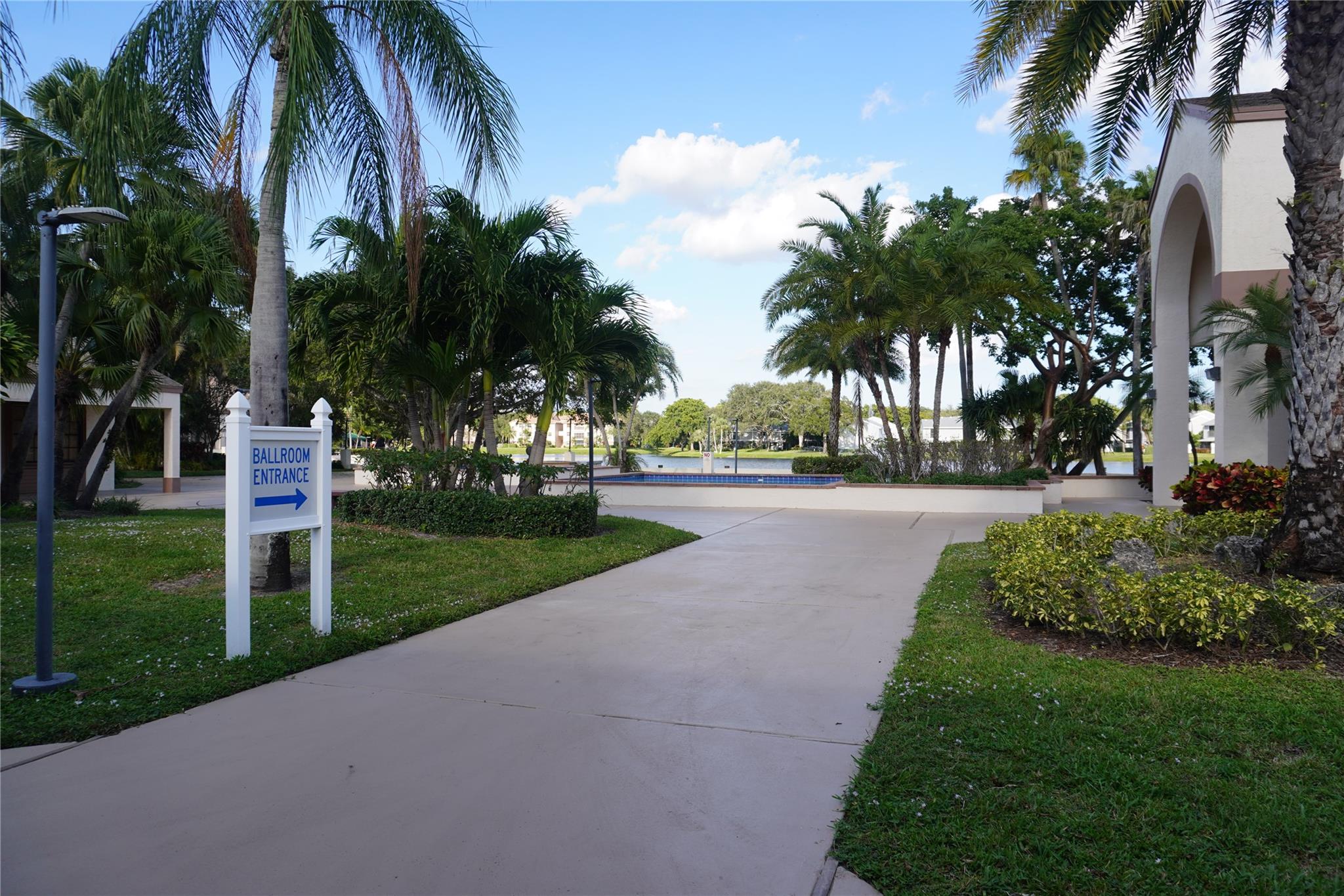 APPLEWOOD VILLAGE II - Residential