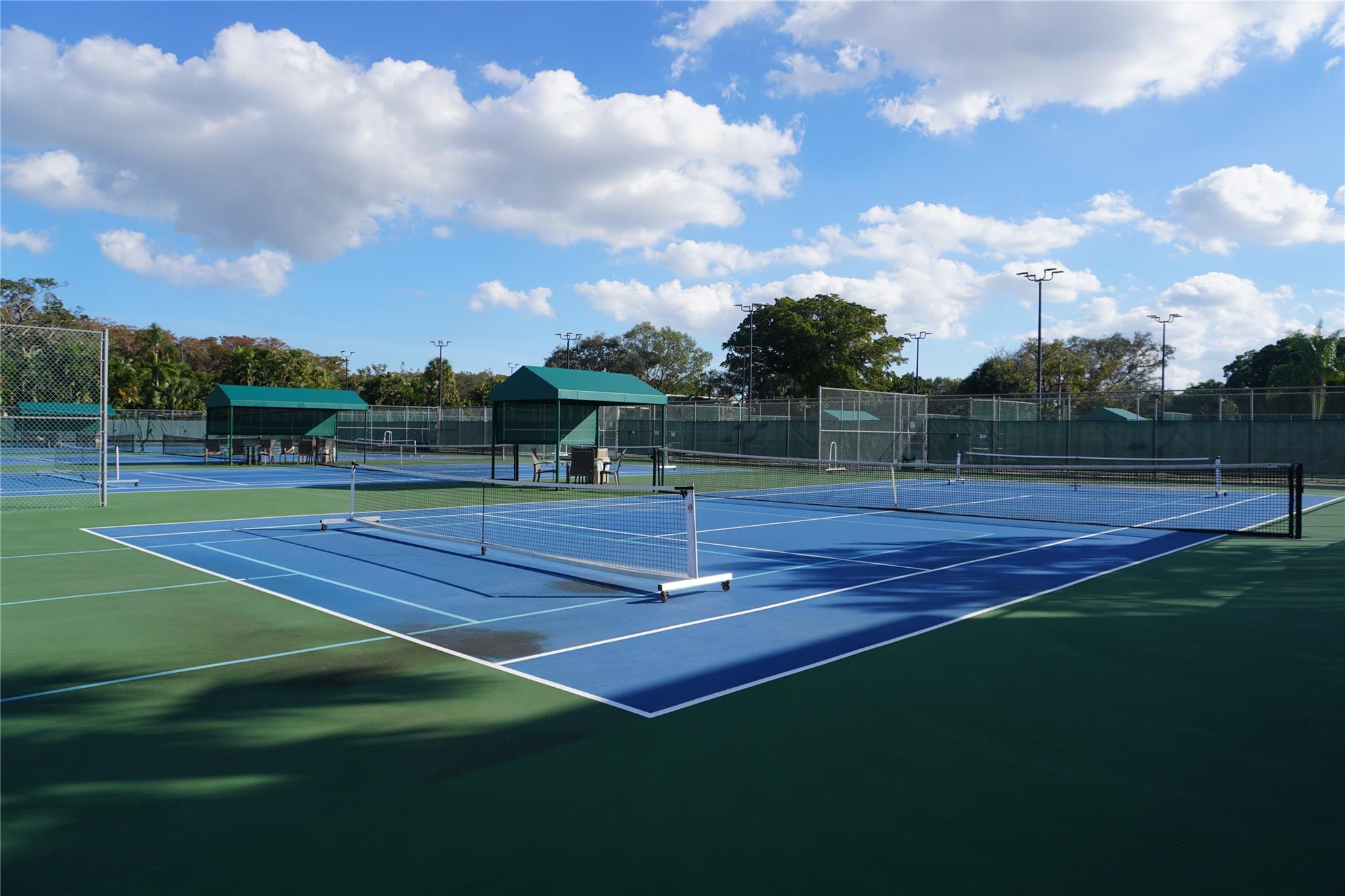 APPLEWOOD VILLAGE II - Residential