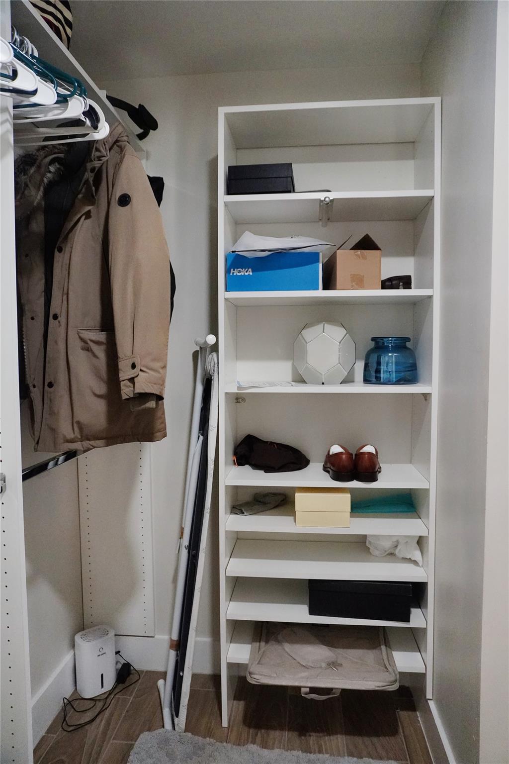 APPLEWOOD VILLAGE II - Residential