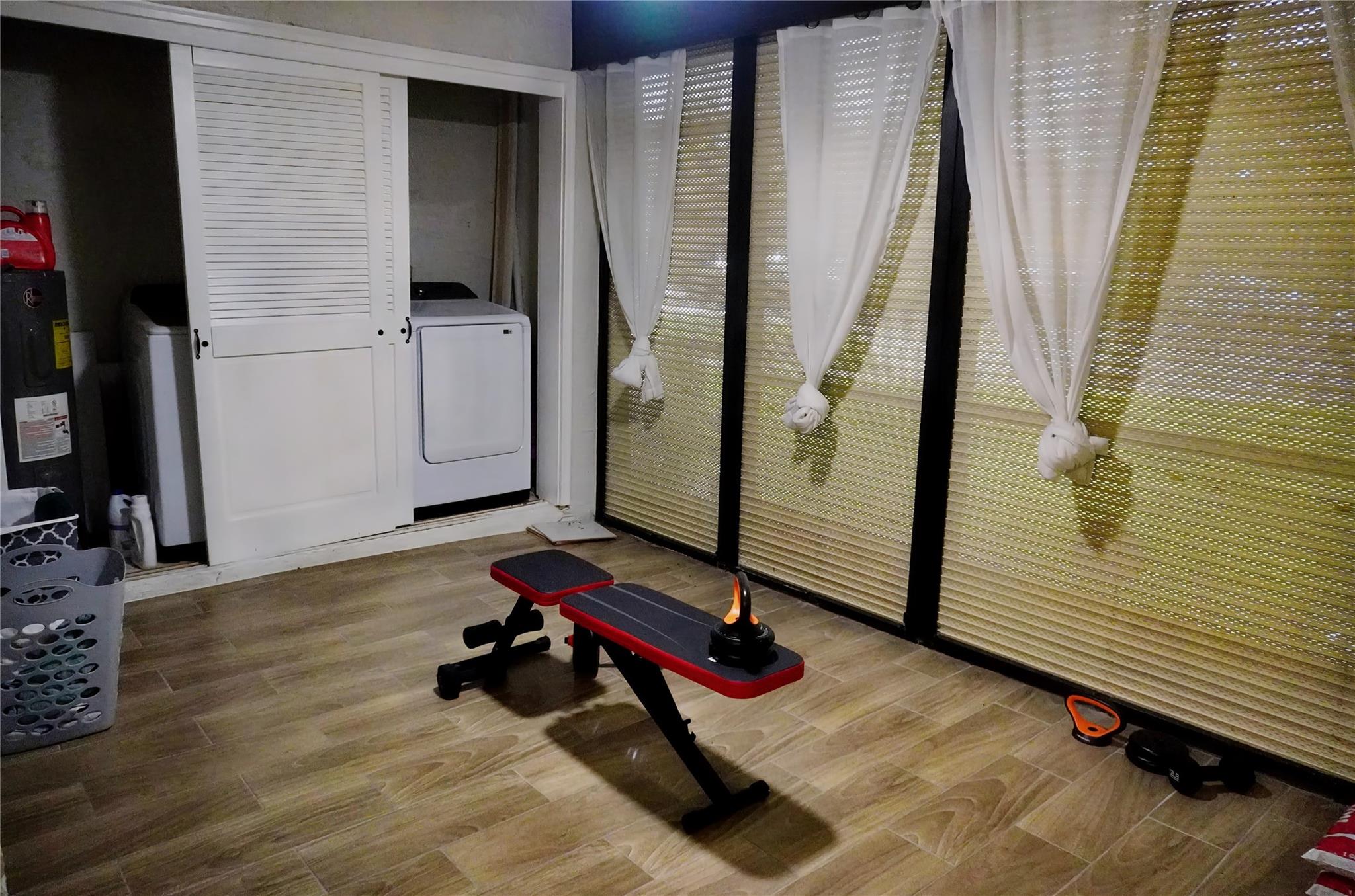 APPLEWOOD VILLAGE II - Residential