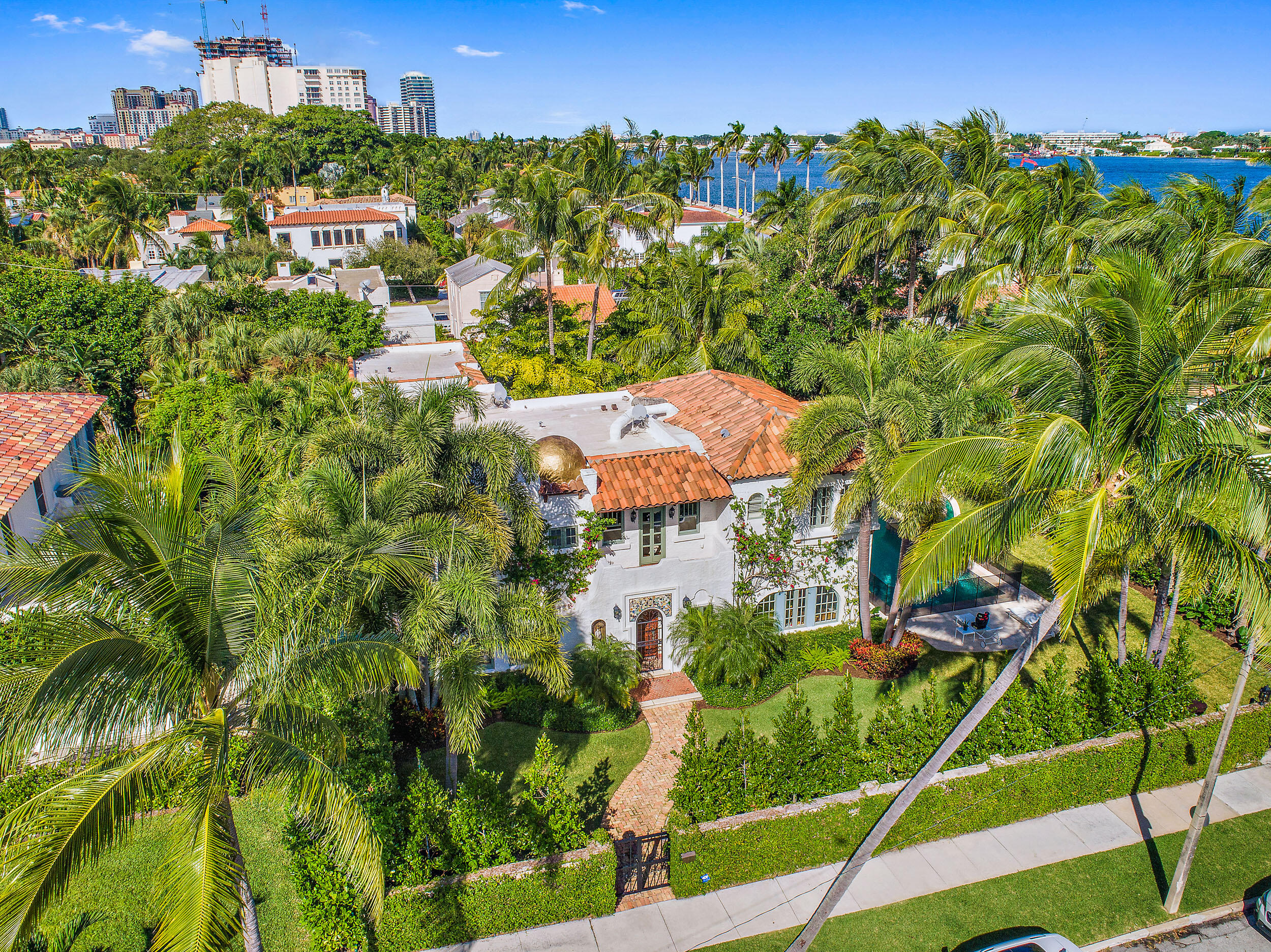 EL CID - Residential