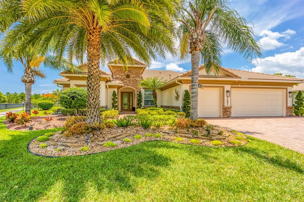 Photo of 7491 SE Laque Circle, Stuart, FL 34997 (MLS # R10901470)