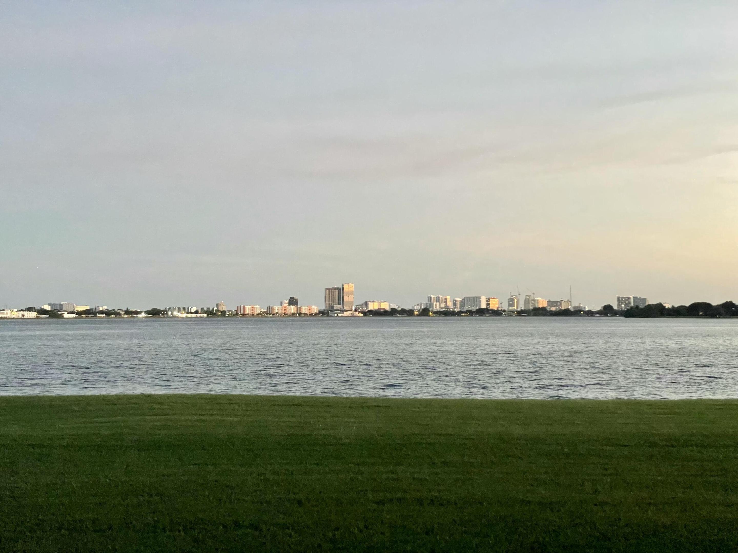 PALM BEACH LAKES NORTH 1 - Residential