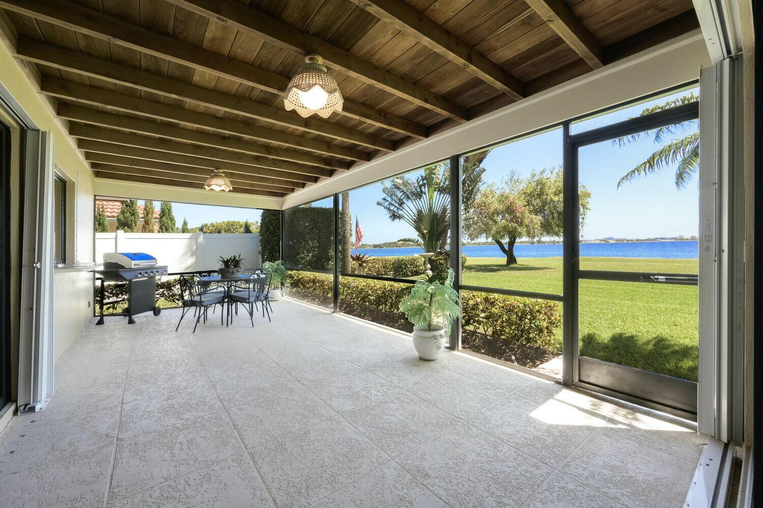 PALM BEACH LAKES NORTH 1 - Residential