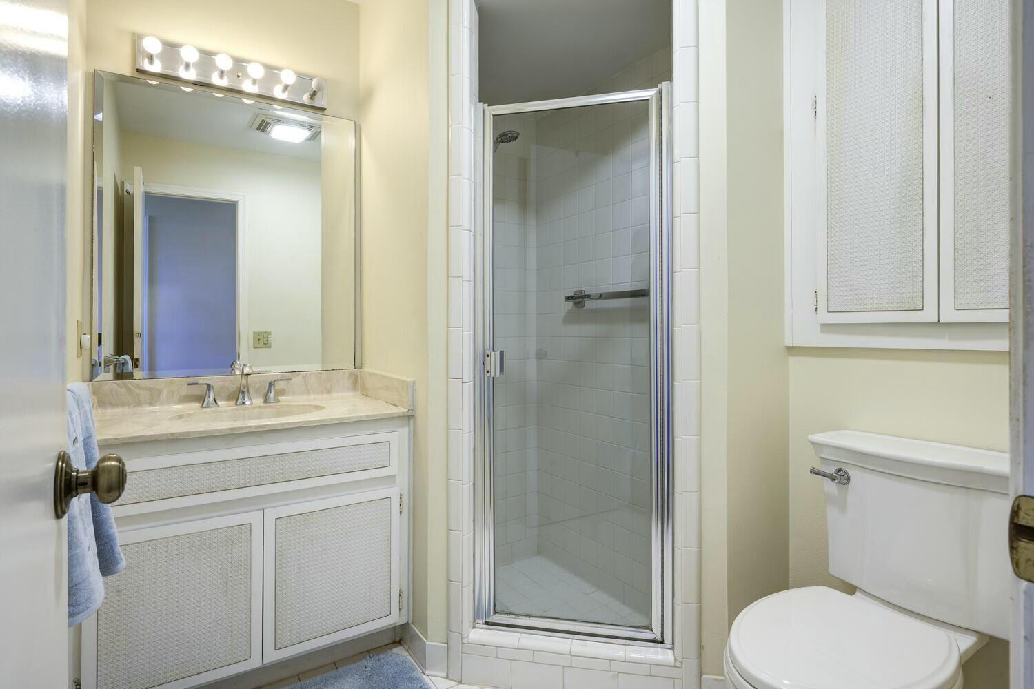 PALM BEACH LAKES NORTH 1 - Residential