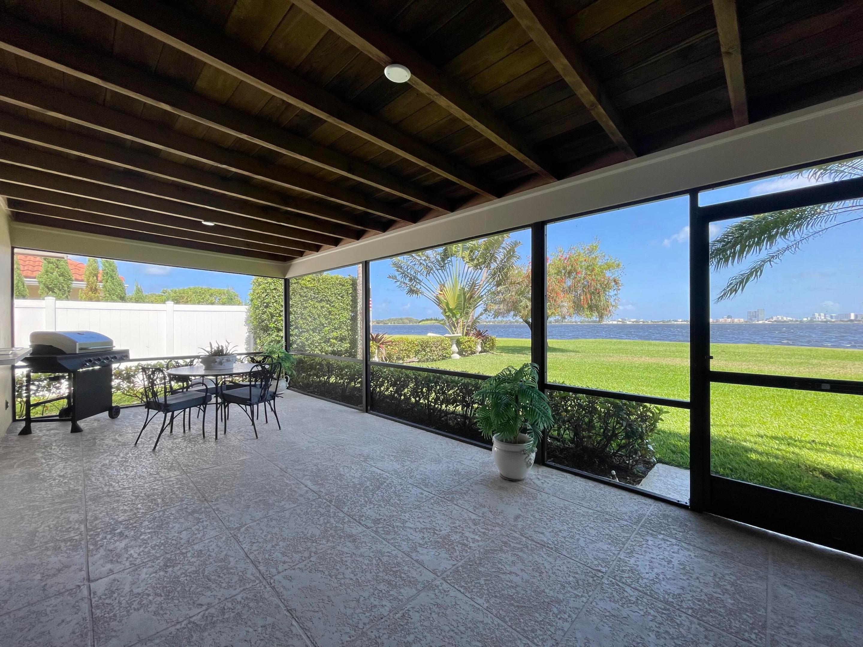 PALM BEACH LAKES NORTH 1 - Residential