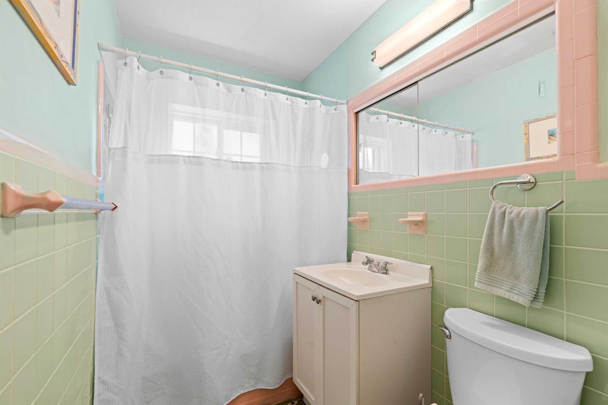 NORTH LAKE WORTH - Residential